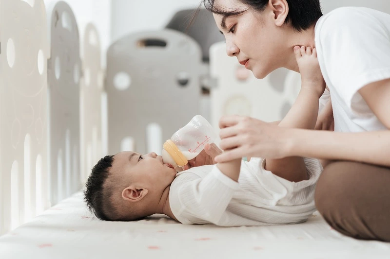 Featured Post Image - Tips Agar Anak Berhenti Menyusu dengan Mudah