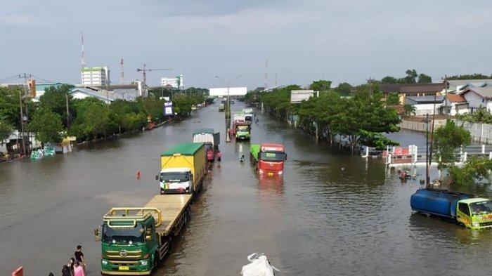 Featured Post Image - Mengatasi Genangan di Kaligawe Semarang: Seluruh Pompa Difungsikan